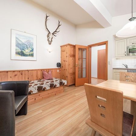Apartments Alpina 迈尔霍芬 外观 照片