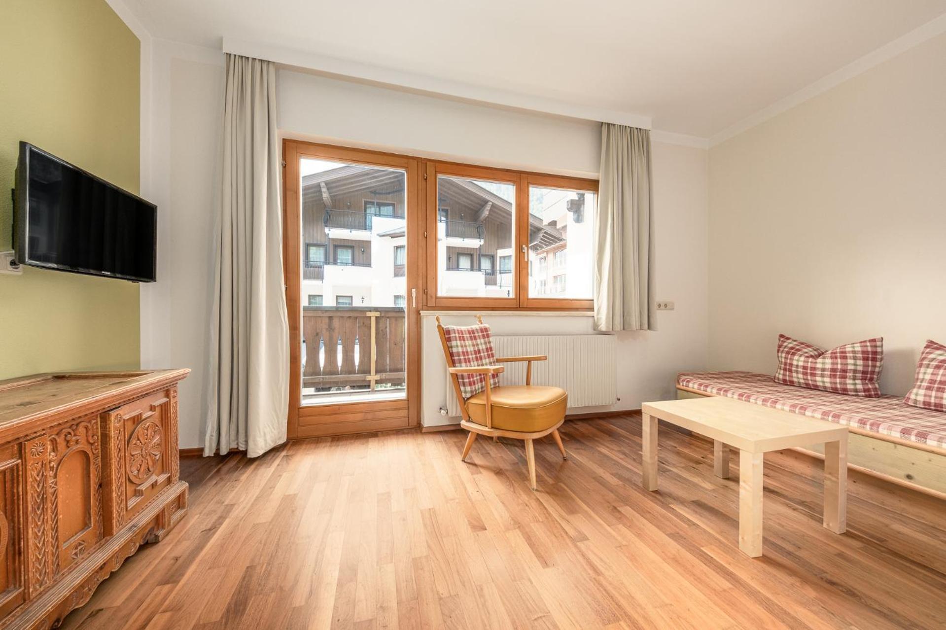 Apartments Alpina 迈尔霍芬 外观 照片